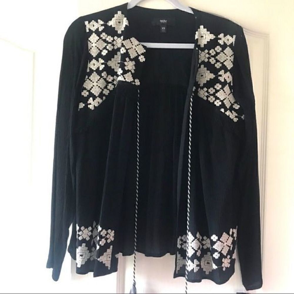 Mossimo Embroidered‎ lightweight cardigan